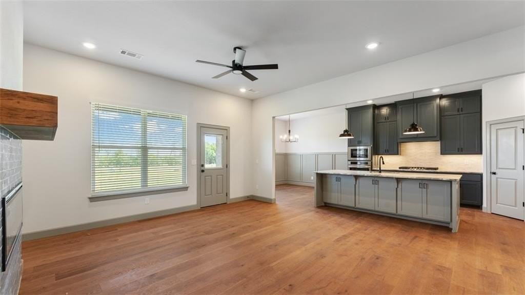 1221 Mammoth Street - Photo 5 of 45