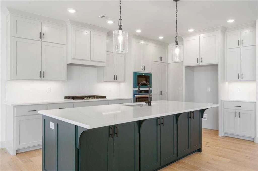 1231 Mammoth Street - Photo 6 of 31