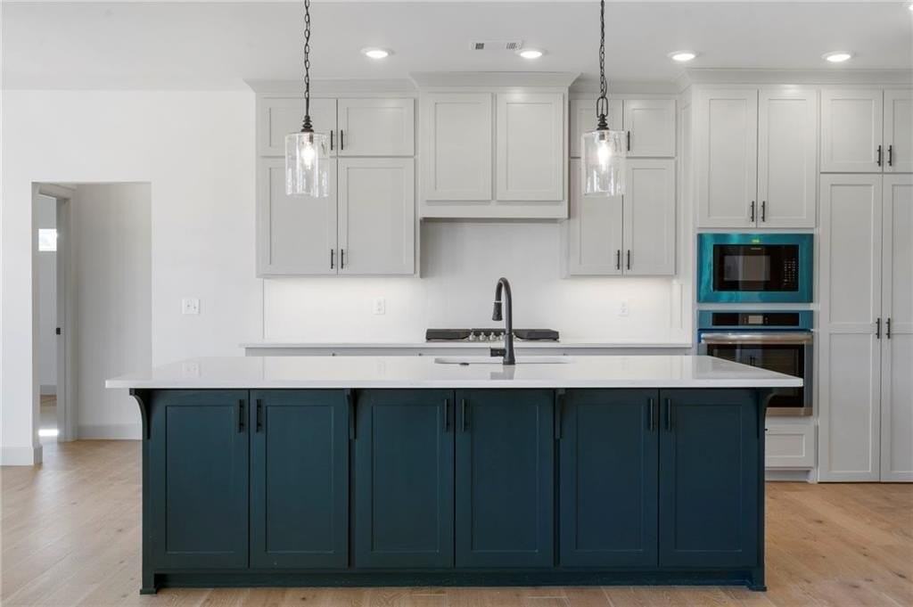 1231 Mammoth Street - Photo 7 of 31