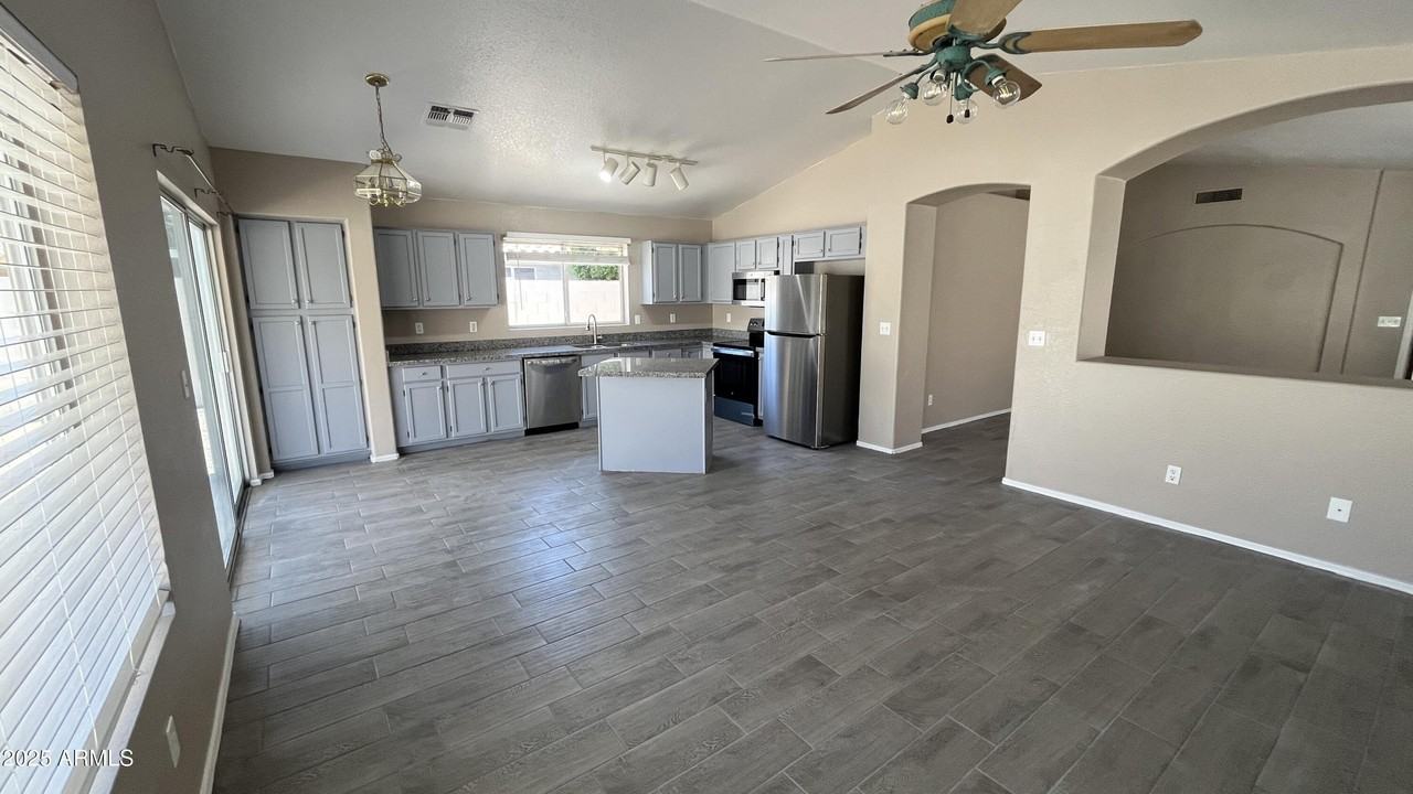 1690 E Countrywalk Ln - Photo 6 of 19