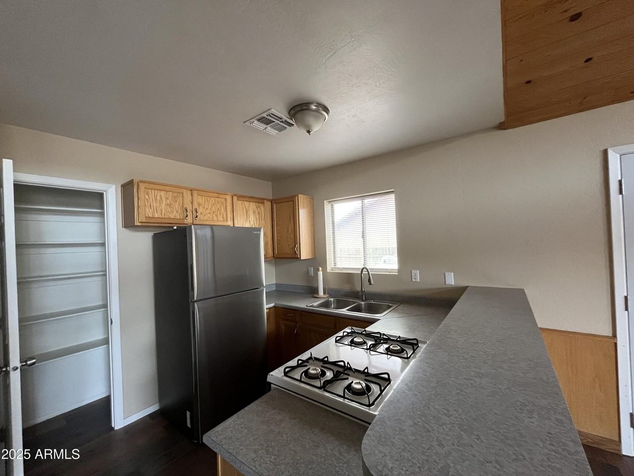 10261 E La Palma Ave - Photo 6 of 13