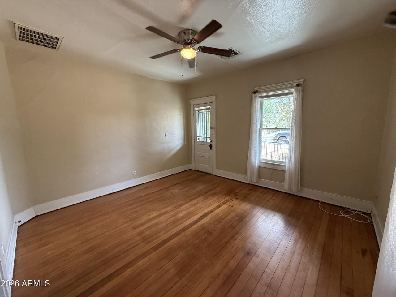2015 N 10th St - Photo 4 of 11