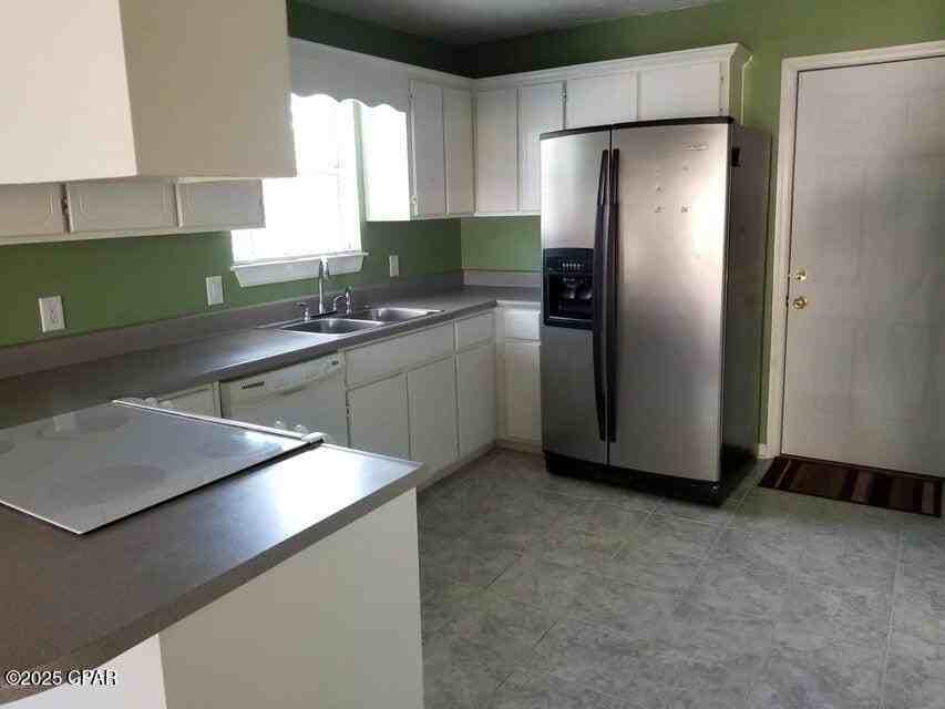 3701 Burnham Way - Photo 3 of 5