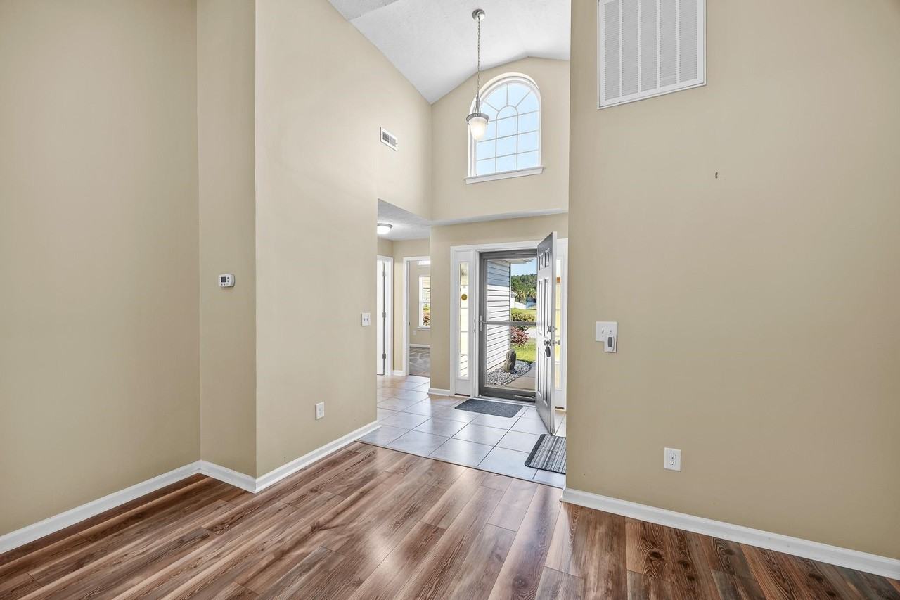 312 Carolina Springs Ct - Photo 4 of 43