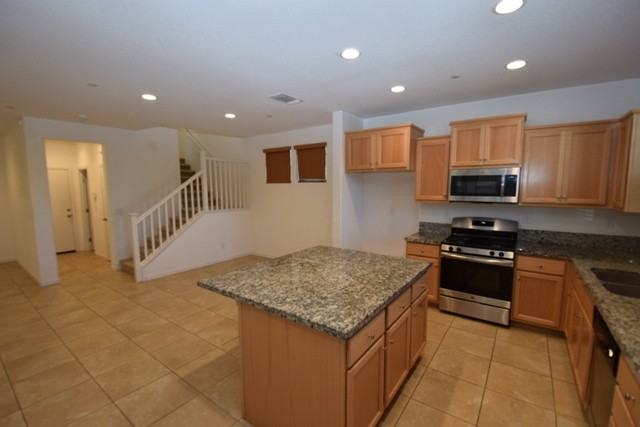 1816 Golden Willow Ave - Photo 6 of 22