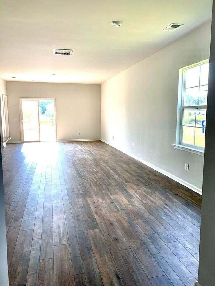 351 Matuskovic Dr - Photo 5 of 25