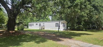 featured image of 211 Hayden St