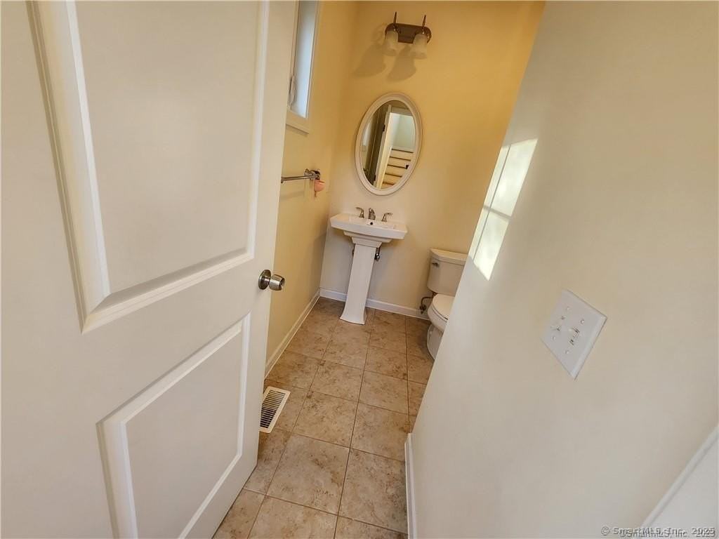 20 Short Oak Dr #20 - Photo 6 of 20