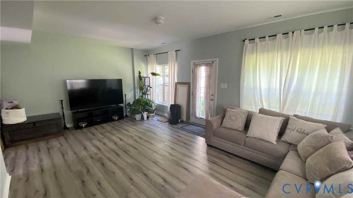 11353 Abbots Cross Ln - Photo 3 of 12