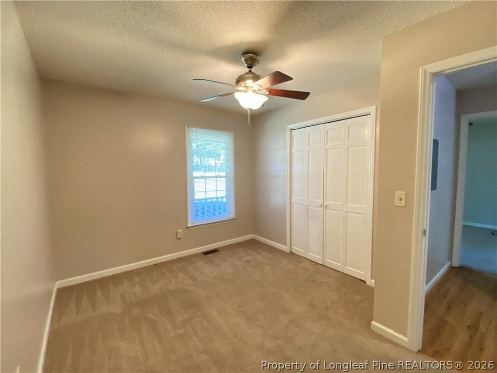 21 Pineridge Dr - Photo 7 of 19