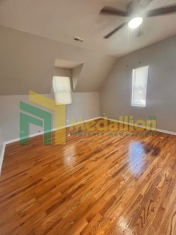 4700 W Monroe St #2 - Photo 6 of 17