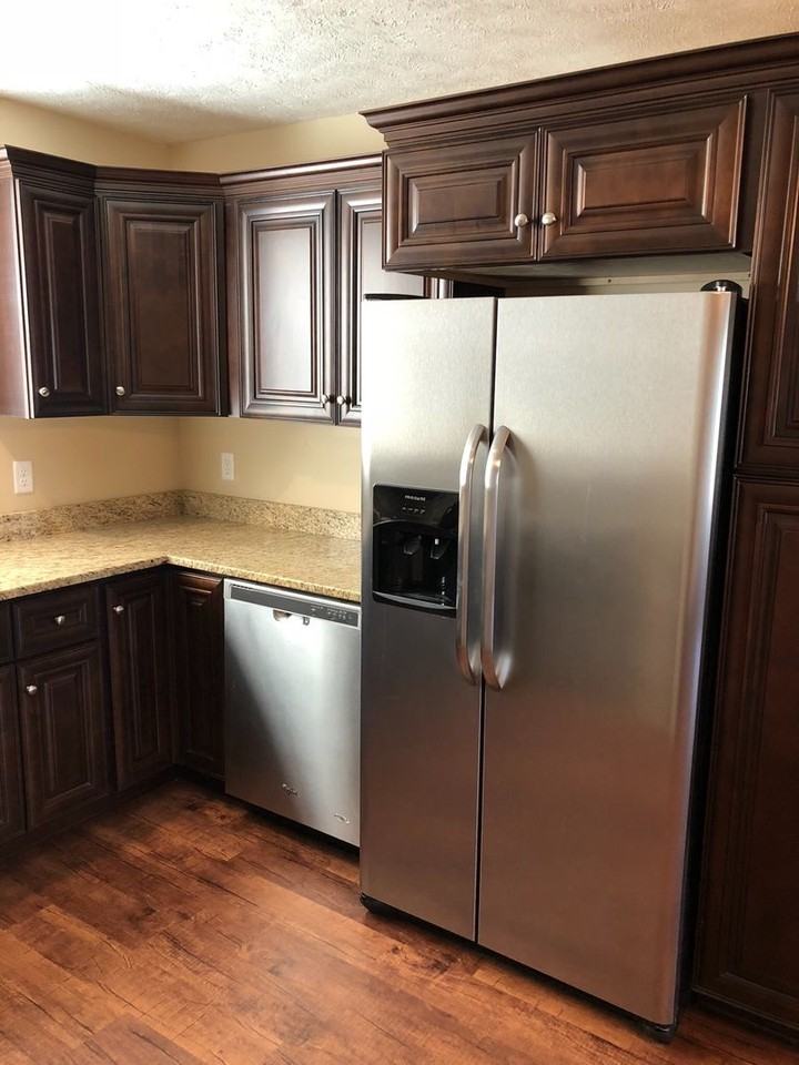 2901 W Rose St - Photo 2 of 16