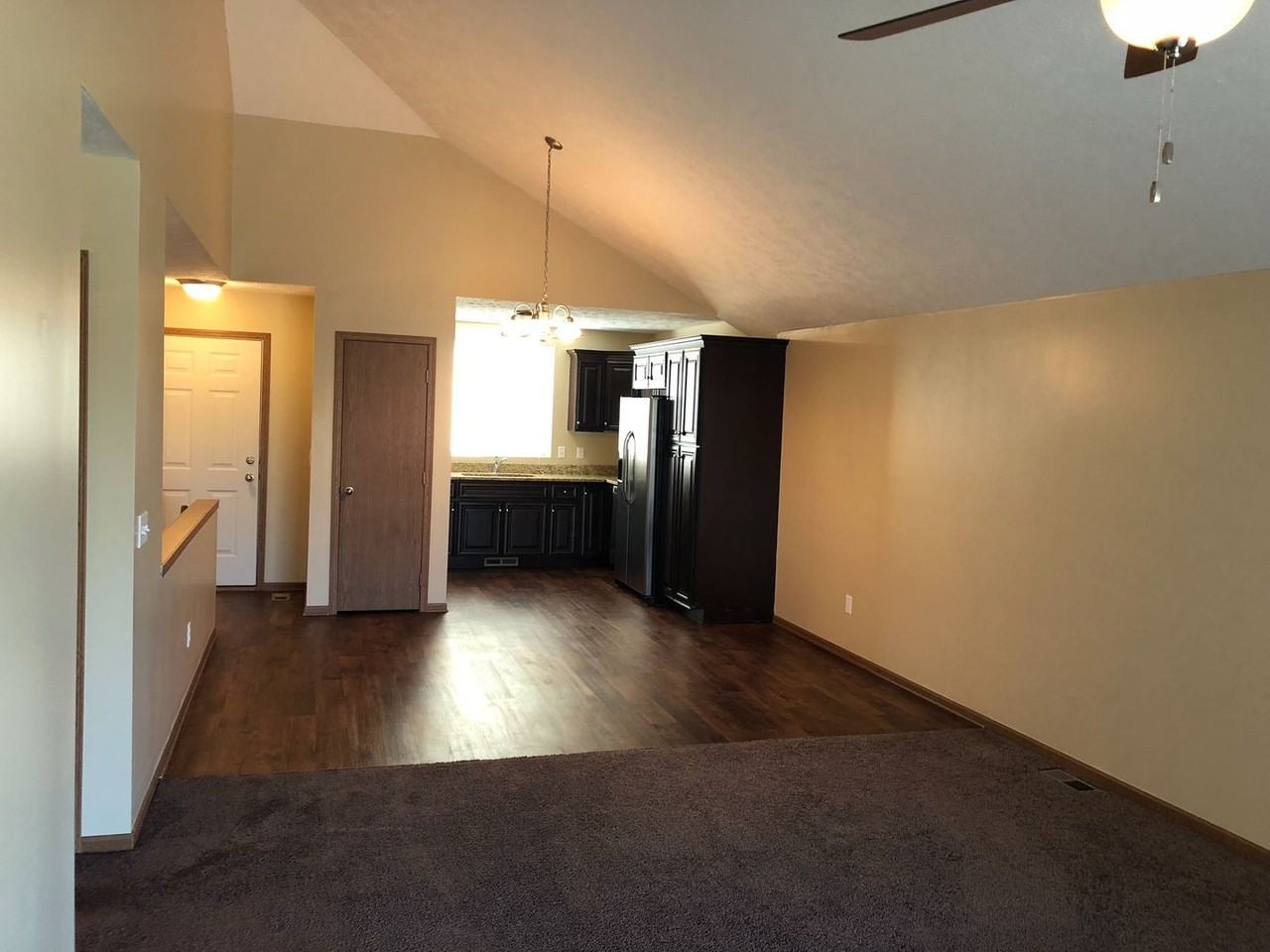 2901 W Rose St - Photo 4 of 16