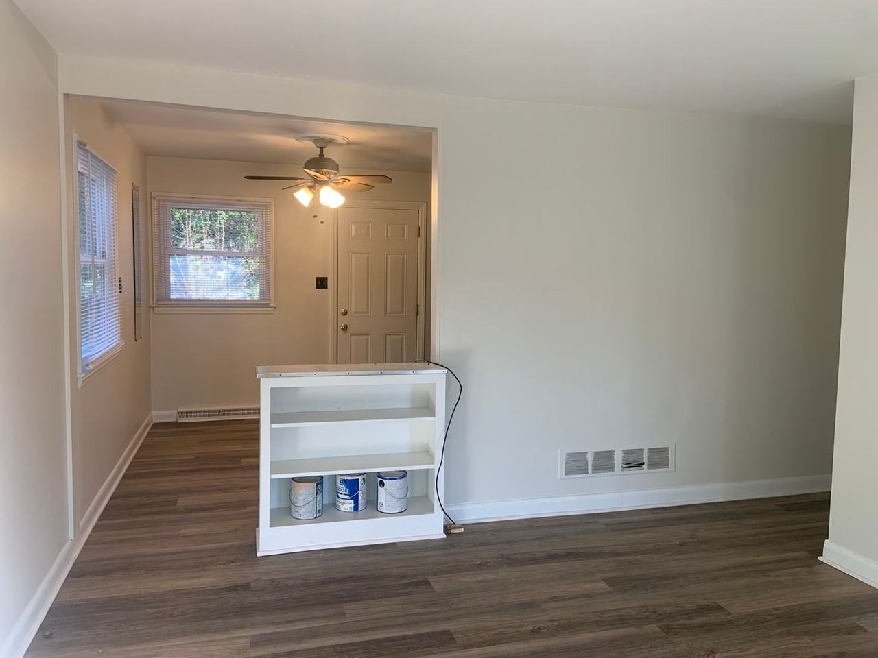 1409 Caldwell St - Photo 3 of 11