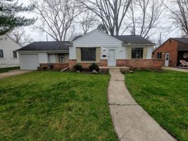 featured image of 23085 Floral St