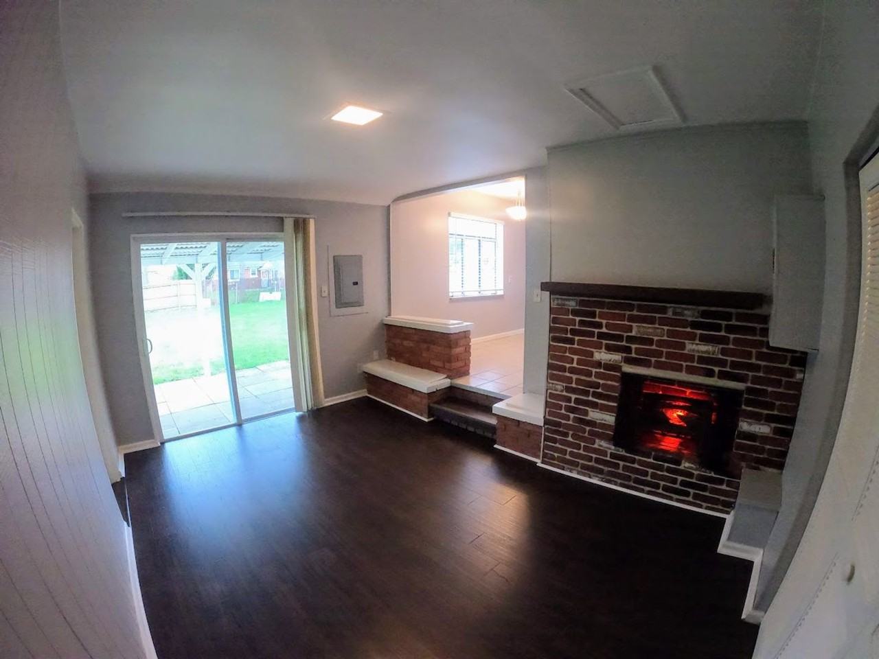 23085 Floral St - Photo 6 of 15