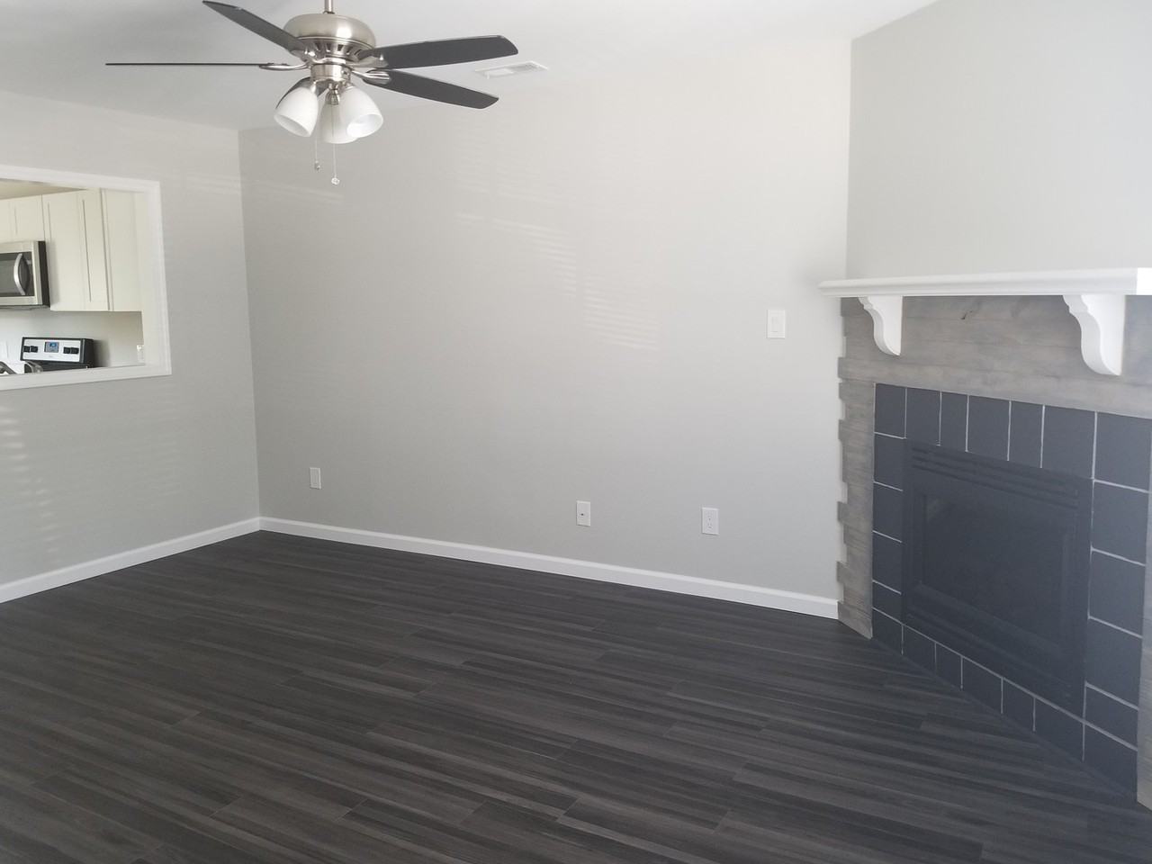 1209 Pueblo Dr - Photo 2 of 11