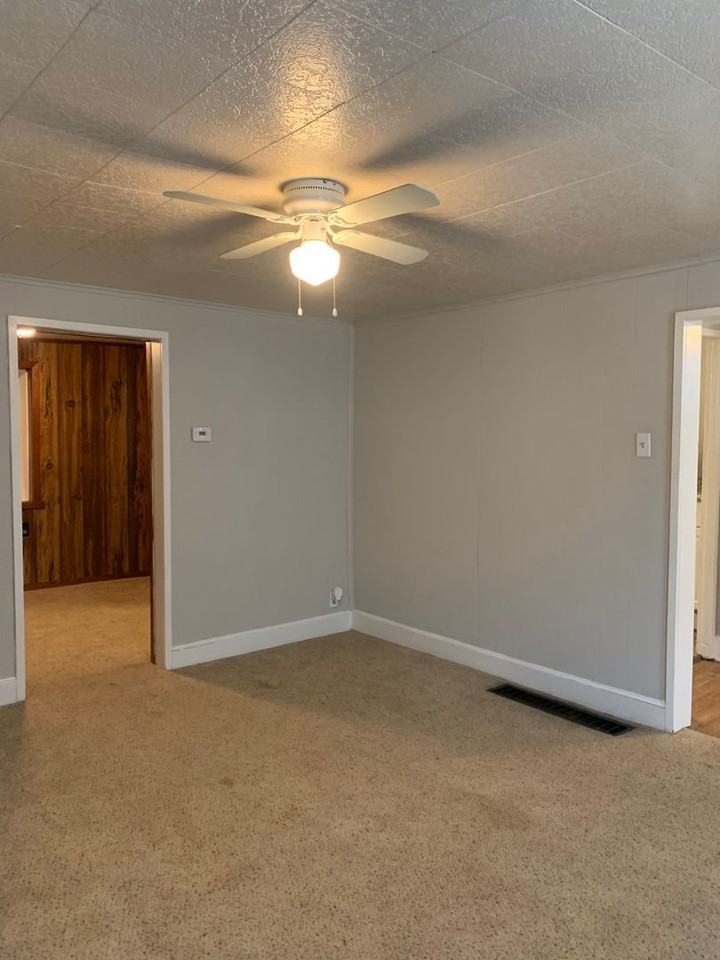 21519 Leitersburg Smithsburg Rd - Photo 5 of 24