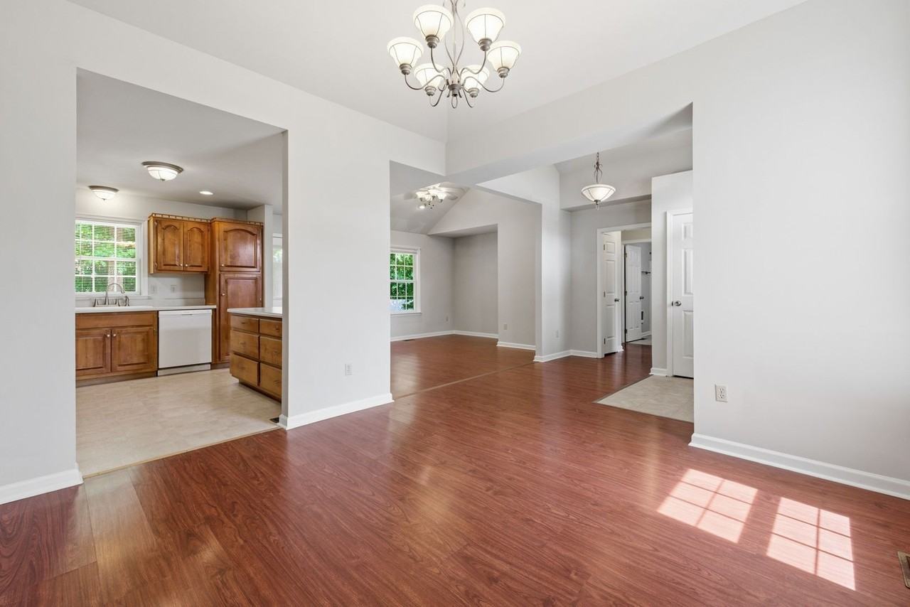 104 Brijidan Ln - Photo 6 of 25