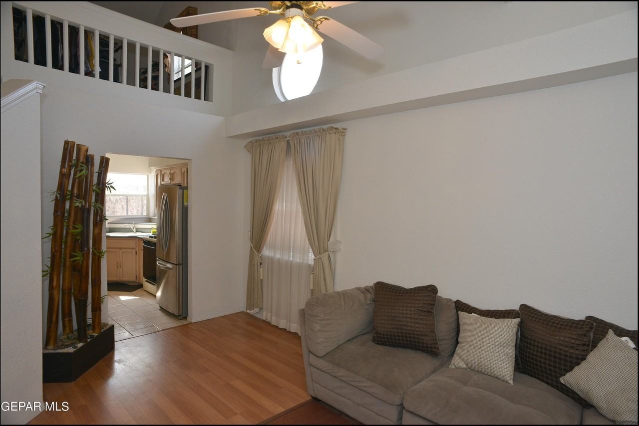 7528 Luz De Lumbre Ave - Photo 4 of 31