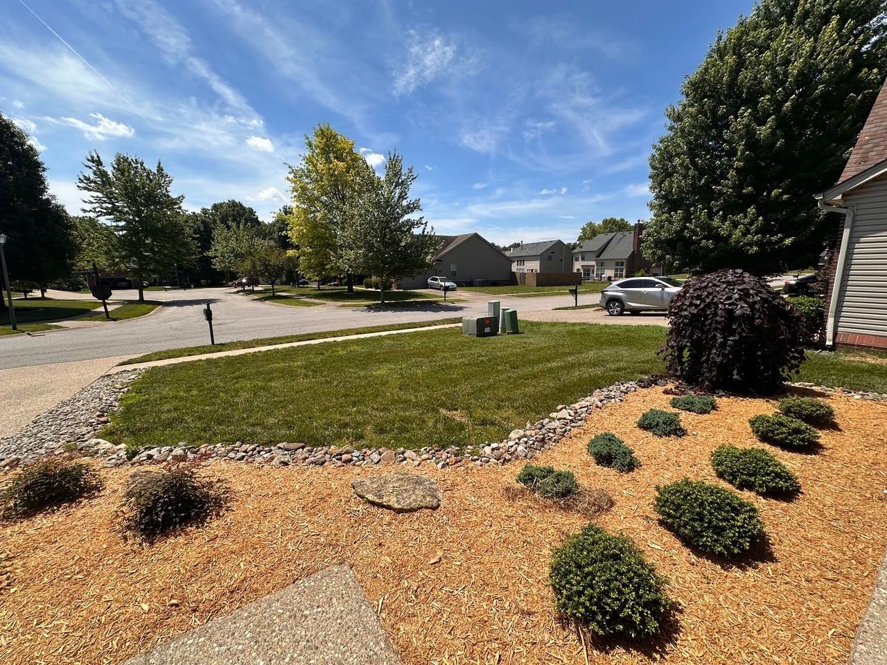 8909 Gentlewind Way - Photo 2 of 42
