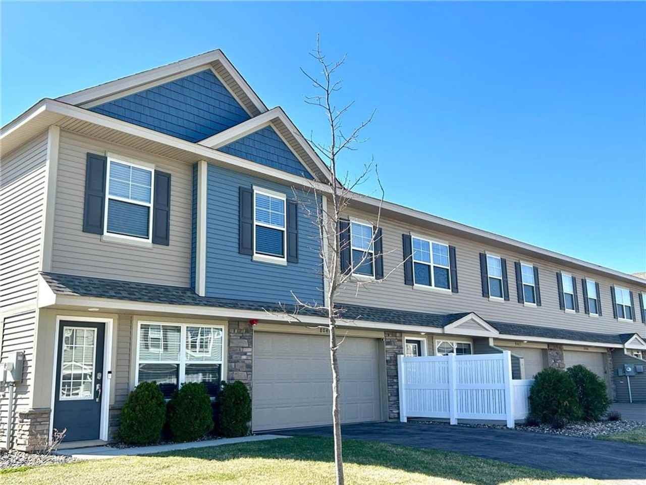 8042 Abercrombie Ln - Photo 2 of 25