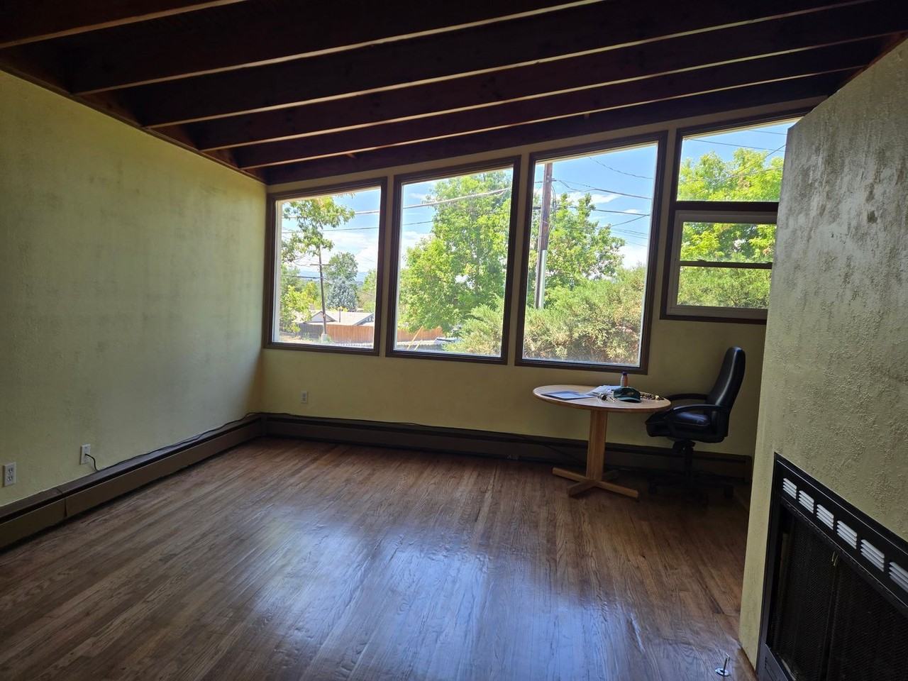 8001 Stuart St - Photo 7 of 21