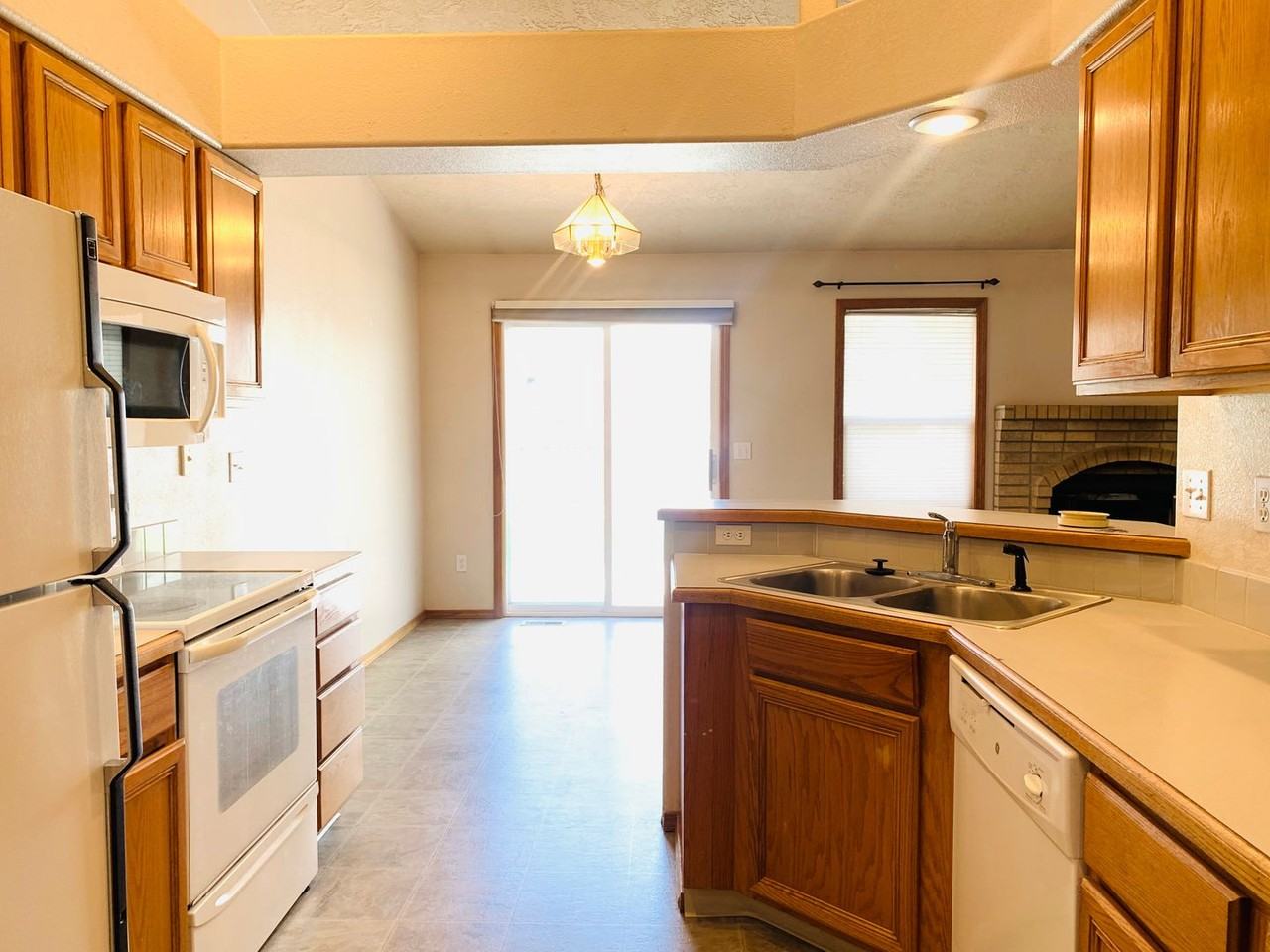7456 W Limelight Ct - Photo 7 of 17