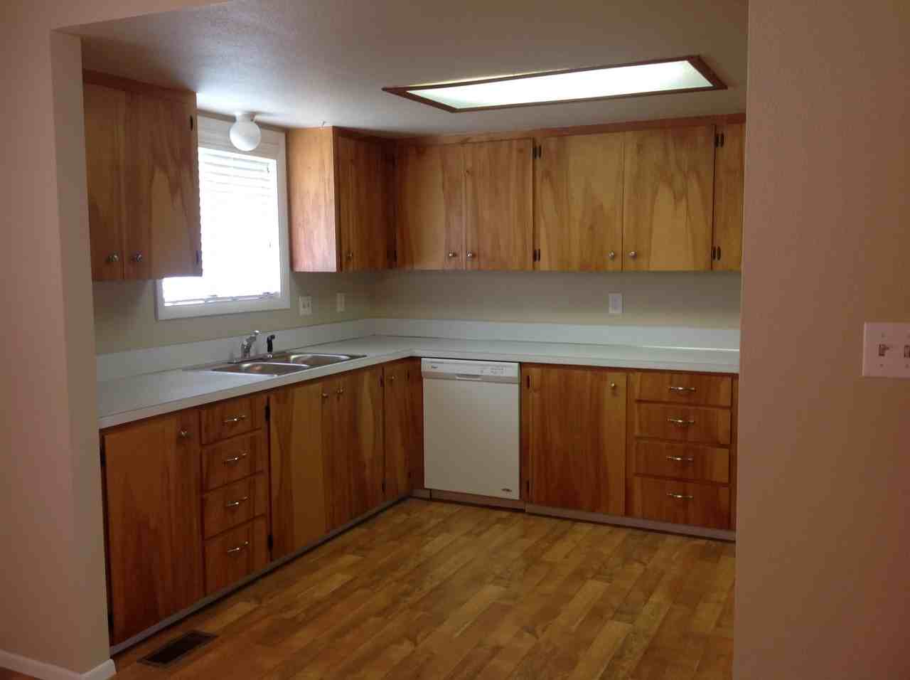 395 W Cranmer Dr - Photo 3 of 20