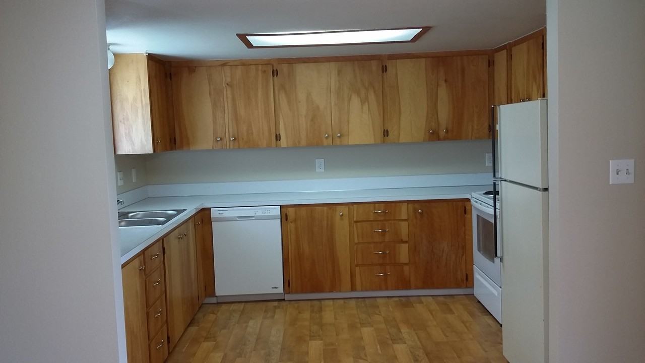 395 W Cranmer Dr - Photo 5 of 20