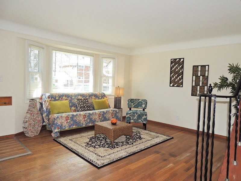 245 E 262nd St - Photo 3 of 17