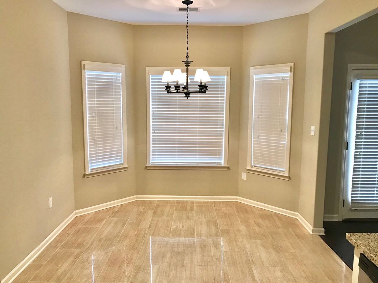 5413 Riverstone Dr - Photo 4 of 14