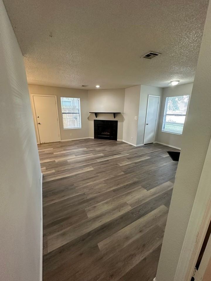 505 W Quantico St - Photo 6 of 16