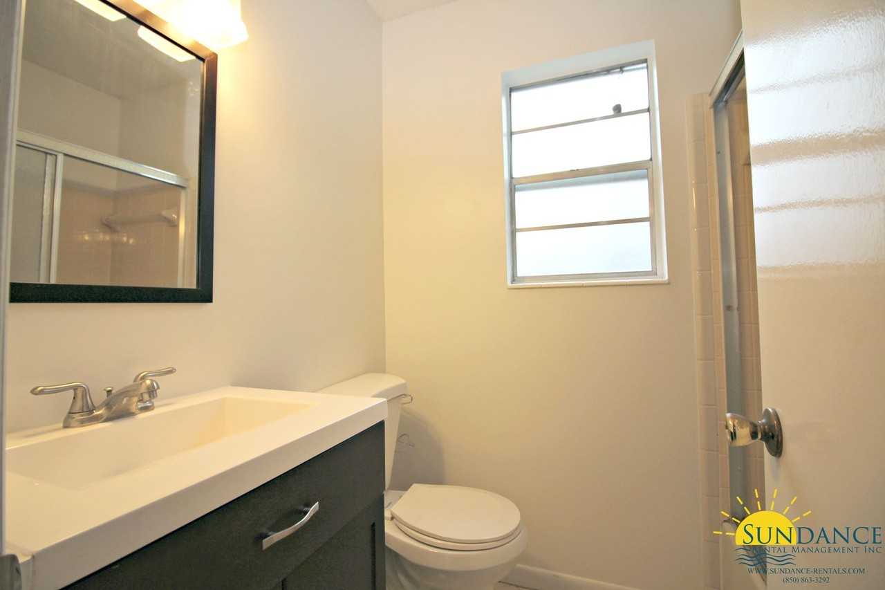 1112 Green Tree Ct - Photo 7 of 15