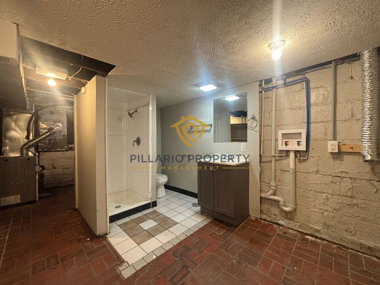 2815 Brookside Ave - Photo 6 of 17
