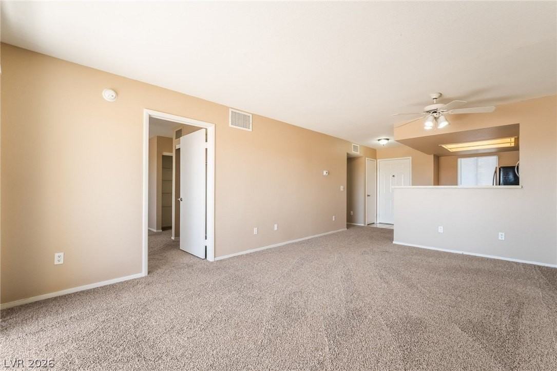 8070 W Russell Rd #2024 - Photo 6 of 19