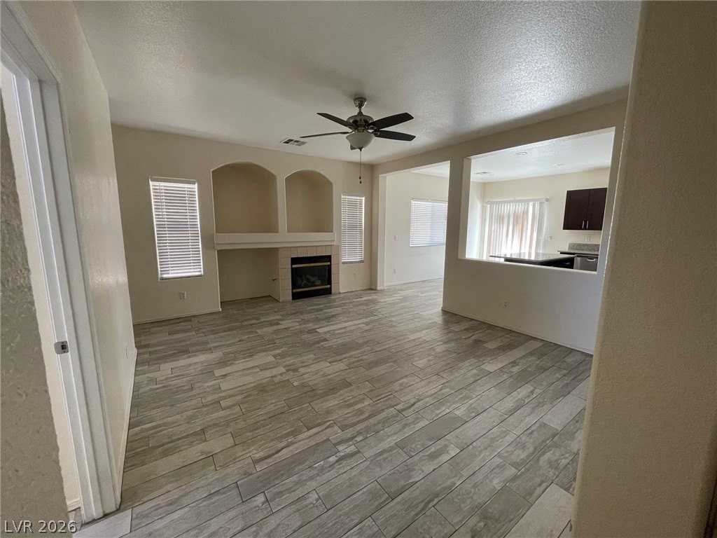 2303 Radiant Beam Ave - Photo 3 of 19