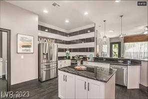 10753 Arundel Ave - Photo 6 of 35