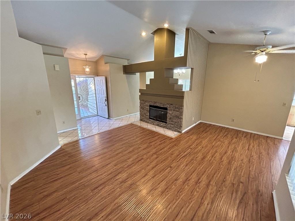 4552 Bradpoint Dr #0 - Photo 4 of 50