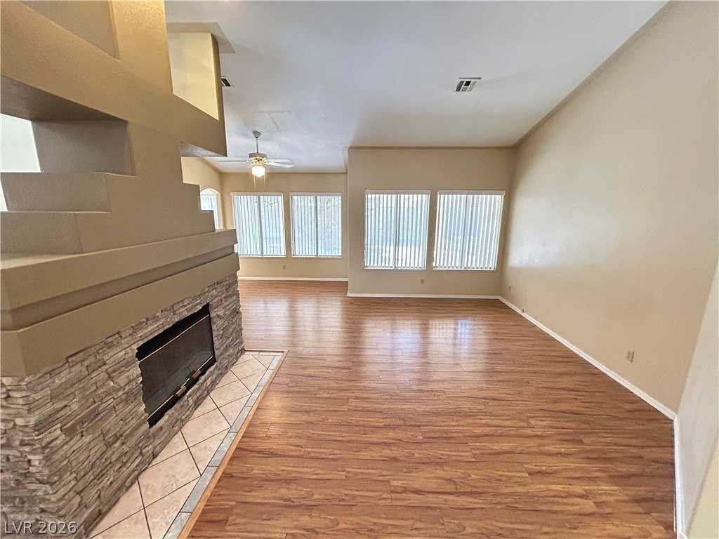 4552 Bradpoint Dr #0 - Photo 6 of 50