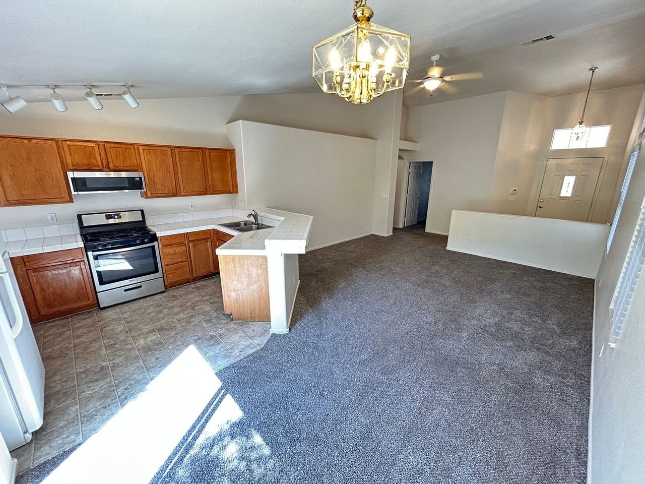 1840 Montvale Ct - Photo 3 of 30