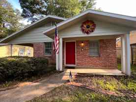 702 Cindy Ln - Photo 1 of 1