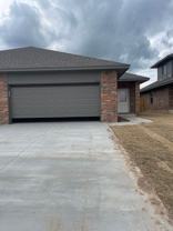 1313 Brooks Dr - Photo 1 of 1