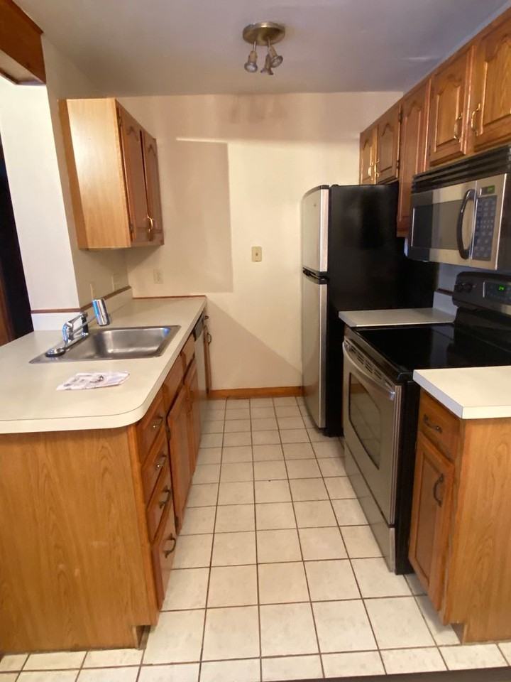2 Franklin Hts - Photo 3 of 11