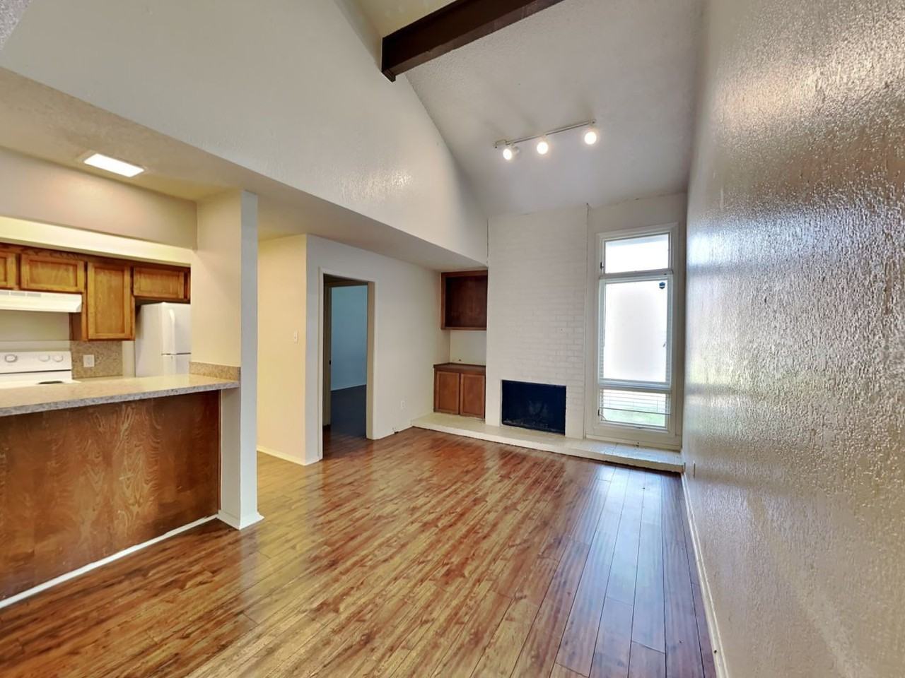 3413 W. 5th Street - Photo 2 of 15