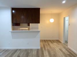 featured image of 951 951 - 963 Edgecliffe Drive