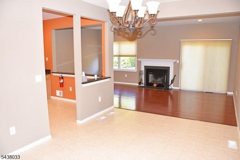 125 Springhill Dr - Photo 3 of 25