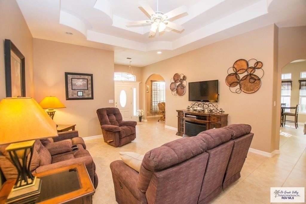 2709 W Mark Cir - Photo 3 of 17