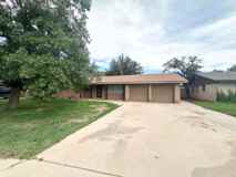 3223 Cimmaron Ave - Photo 1 of 1