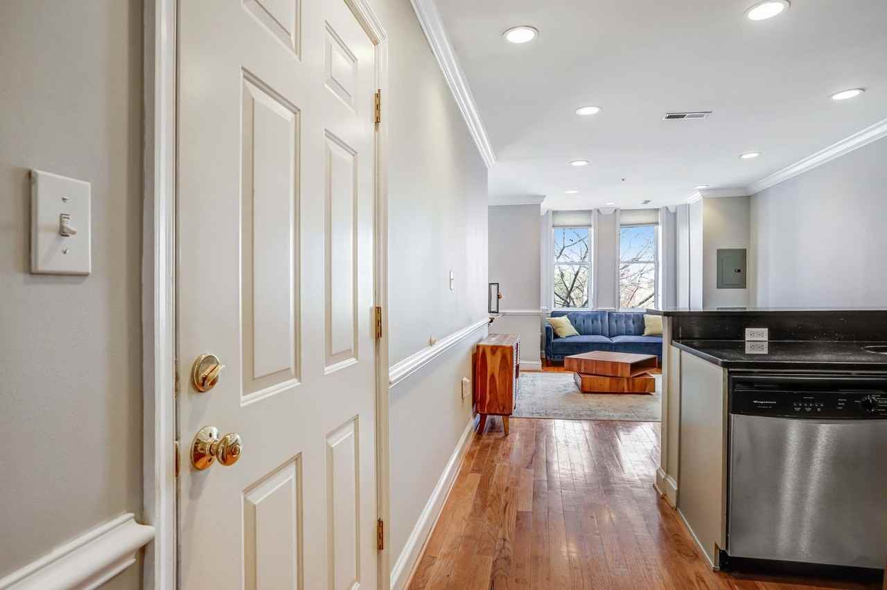 234 N St Nw #3 - Photo 3 of 25